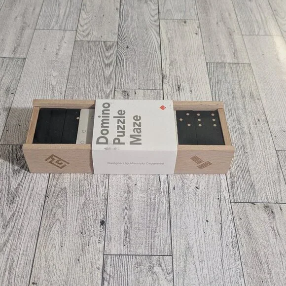 Art of Play: Domino Puzzle Maze - Picture 5 of 5